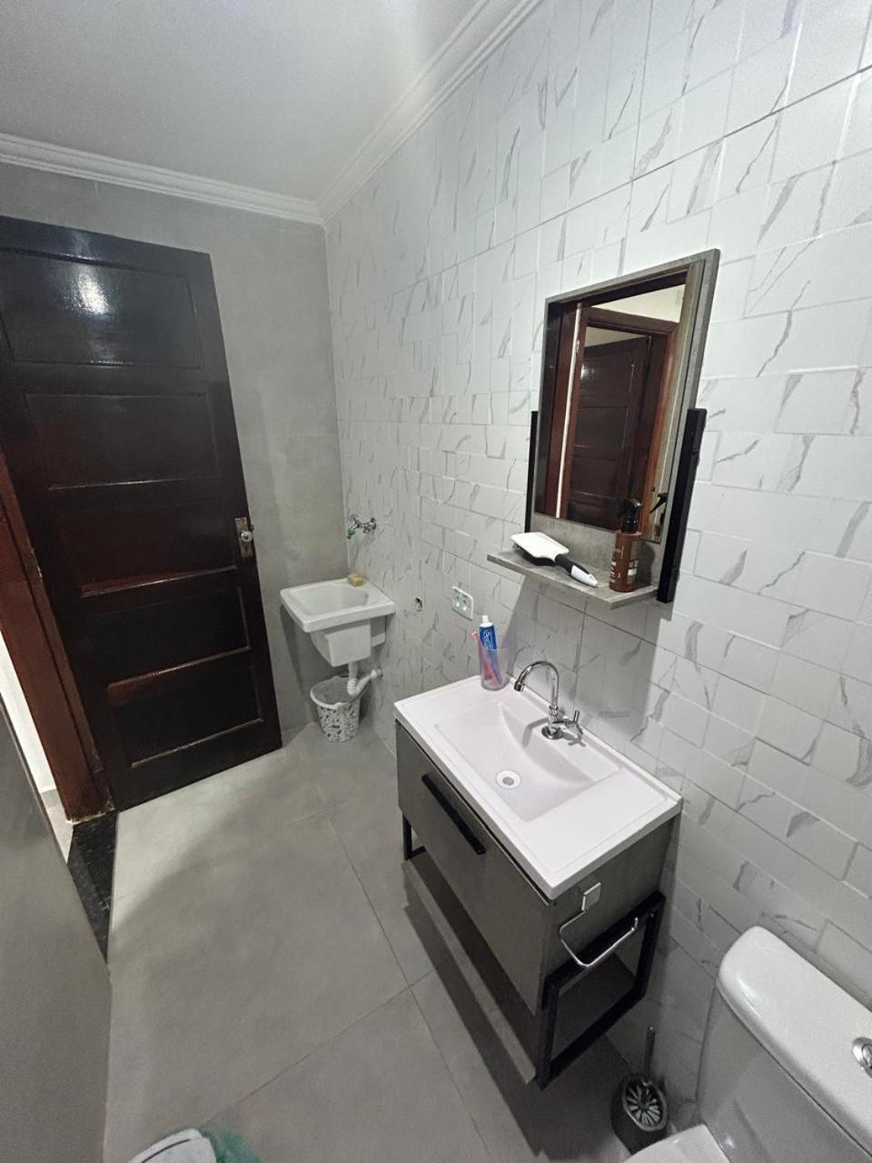Apartamento 108 Condominio Serena A 150 Metros Da Praia - Guilhermina - Praia Grande Kültér fotó